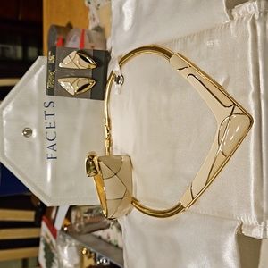 Vintage Trifari signed Enamel Off-white Cream and  Gold-tone Set